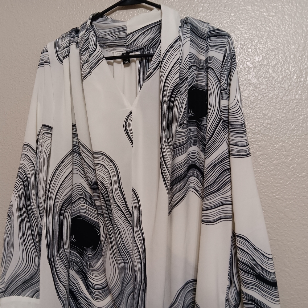 Beulah Style White Black Mod Abstract Floral Midi Dress - Picture 2 of 3